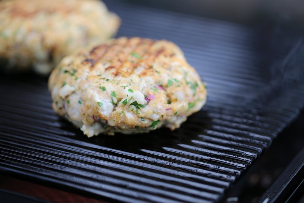 Lachs Burger auf Blazinglas